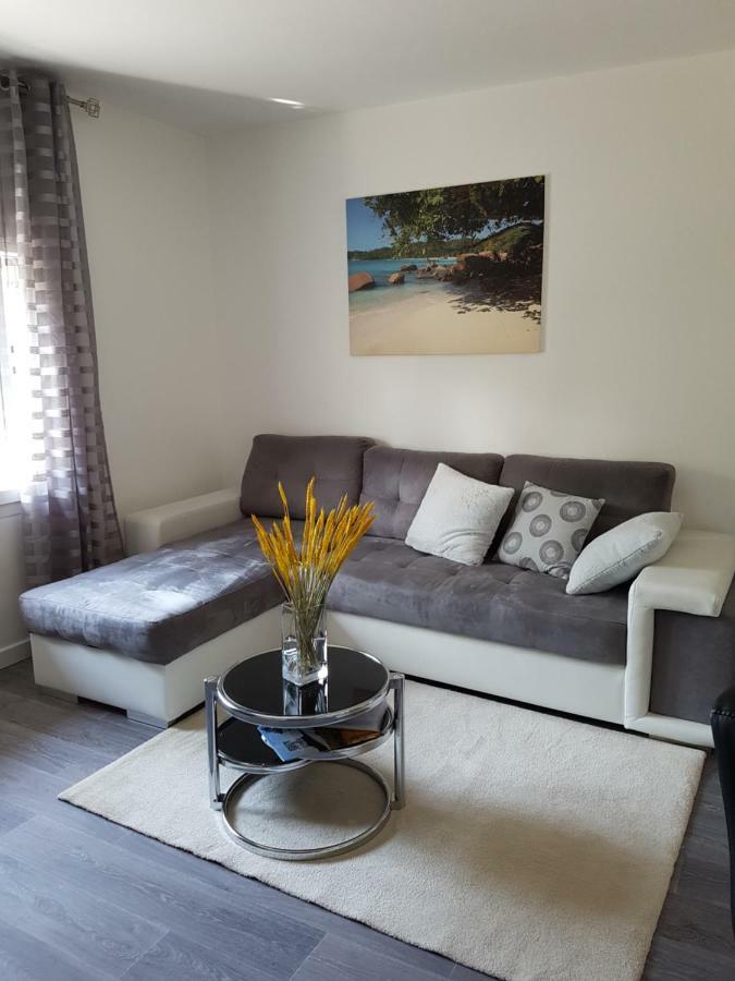 Hippolits Apartment Chatel-Guyon Exterior photo